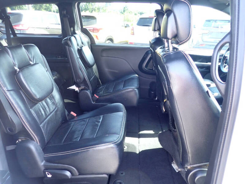 2015 Dodge Grand Caravan SE
