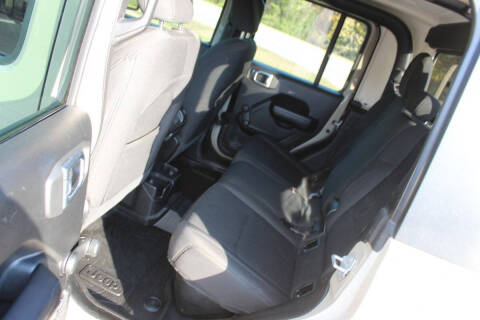 2020 Jeep Gladiator Sport