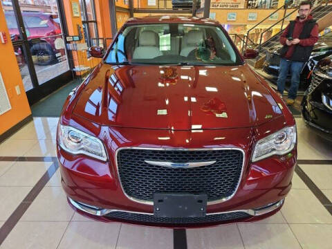 2016 Chrysler 300 Limited