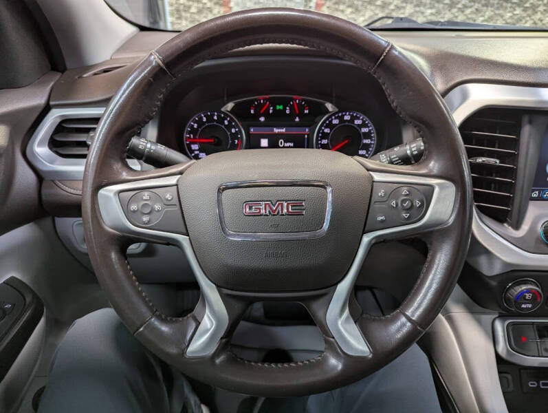 2021 GMC Acadia SLT