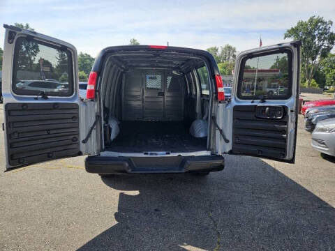 2024 Chevrolet Express 2500
