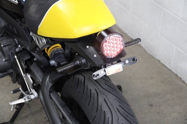 2016 Yamaha XSR900