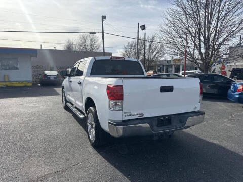 2013 Toyota Tundra Grade