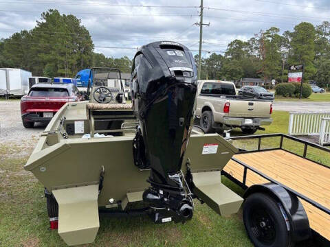 2026 Lowe Boats Roughneck 1760 Pathfinder