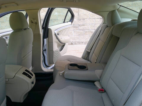 2016 Ford Taurus SEL