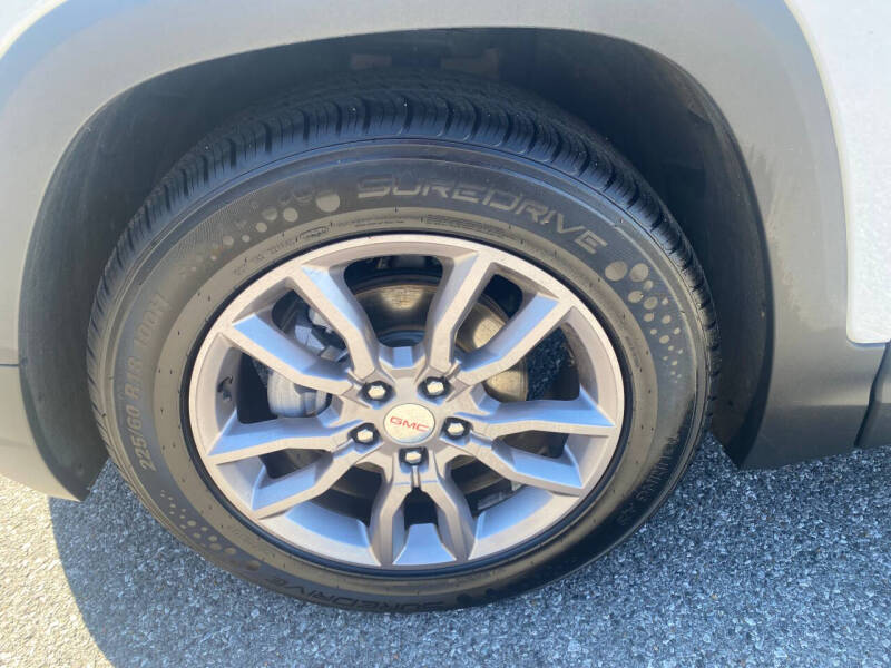 2023 GMC Terrain SLT