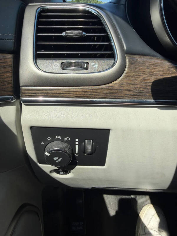 2017 Jeep Grand Cherokee Summit