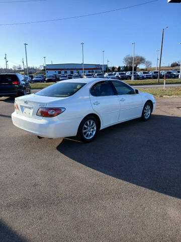 2004 Lexus ES 330