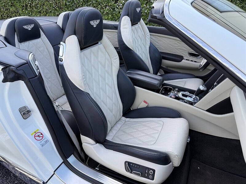 2015 Bentley Continental 14