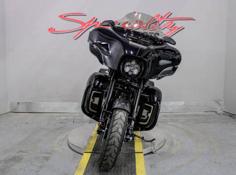 2022 Harley-Davidson CVO Street Glide