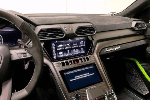 2024 Lamborghini Urus Performante