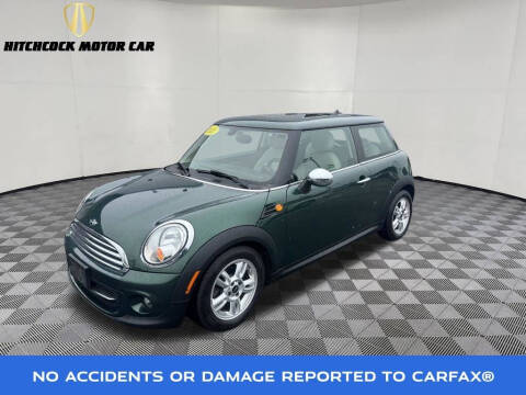 2013 MINI Hardtop Cooper Photo