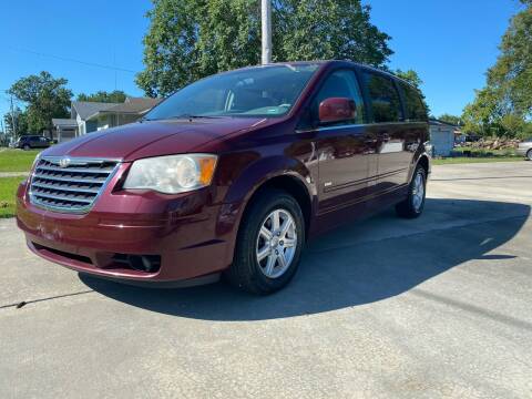 2008 Chrysler Town and Country for sale at Car Credit Connection in Clinton MO