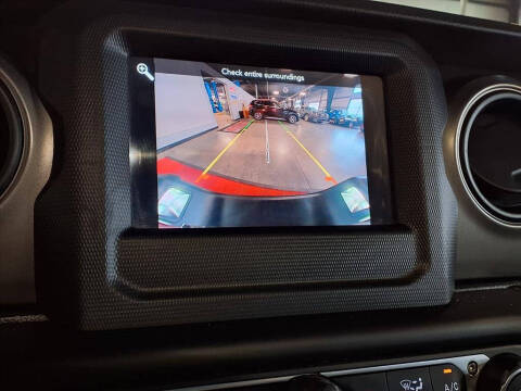 2022 Jeep Gladiator Willys