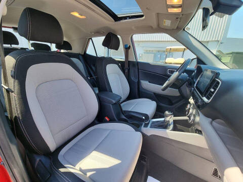 2025 Hyundai Venue SEL