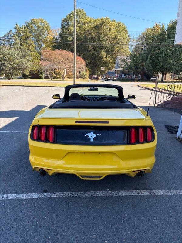 2015 Ford Mustang V6