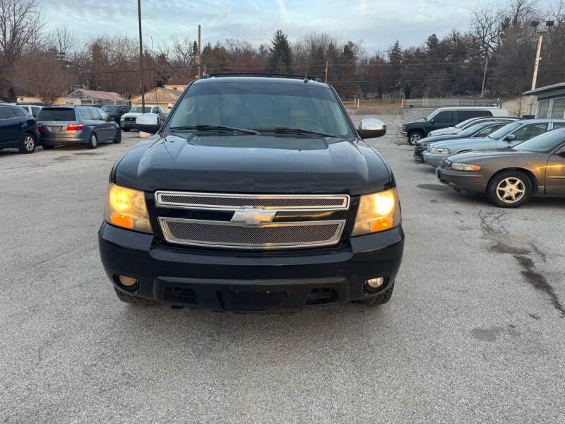 2007 Chevrolet Avalanche for sale at Unique Motors in Rock Island IL