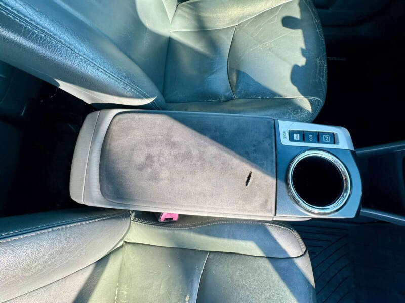 2012 Toyota Prius v Three