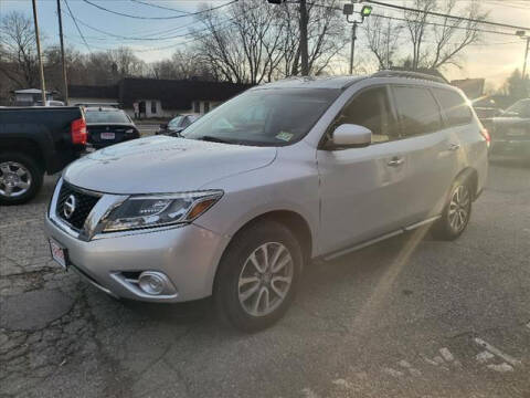 2014 Nissan Pathfinder for sale at Colonial Motors in Mine Hill NJ