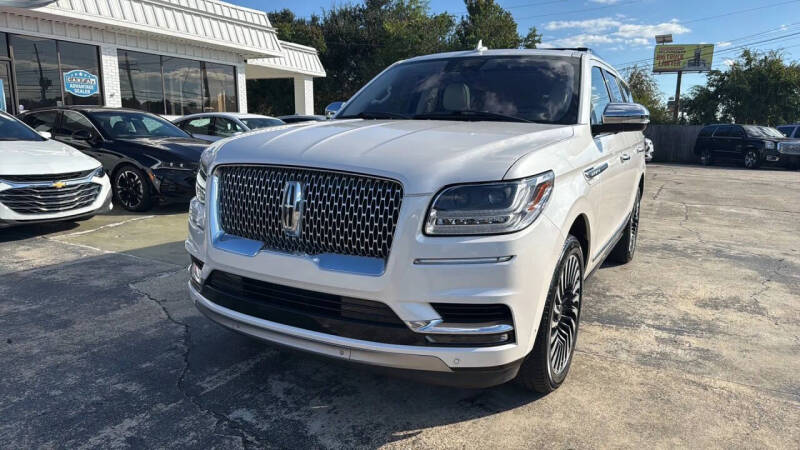 2018 Lincoln Navigator Black Label