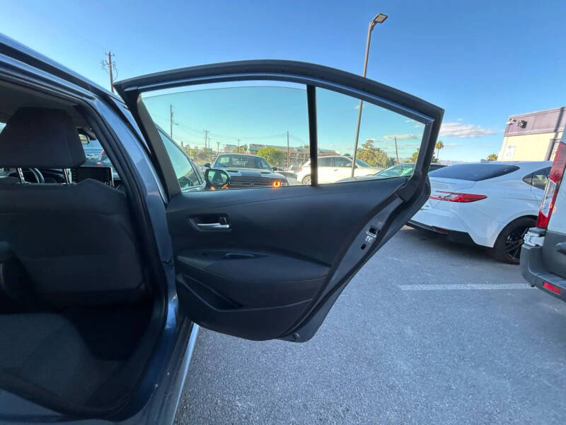 2020 Toyota Corolla LE