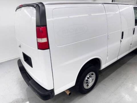 2017 Chevrolet Express 2500
