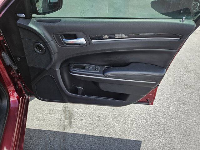 2021 Chrysler 300 S V6