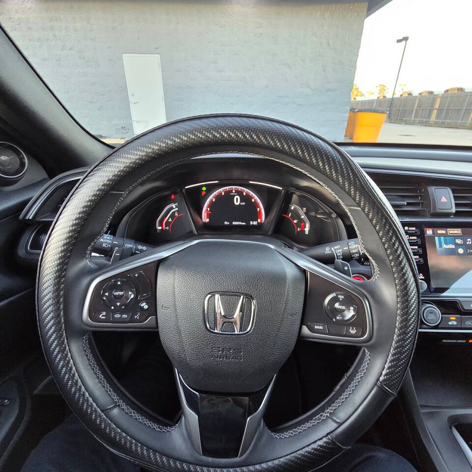 2021 Honda Civic for sale at MOTOR VILLAGE LLC in Houston, TX