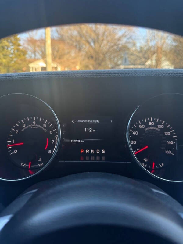 2015 Ford Mustang V6