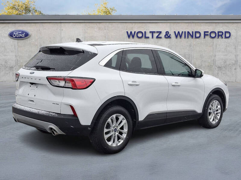 2021 Ford Escape SE