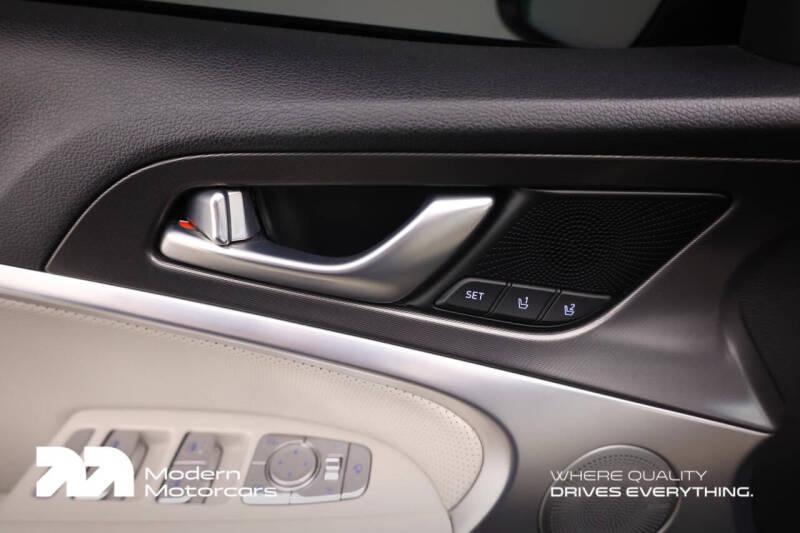 2024 Genesis G70