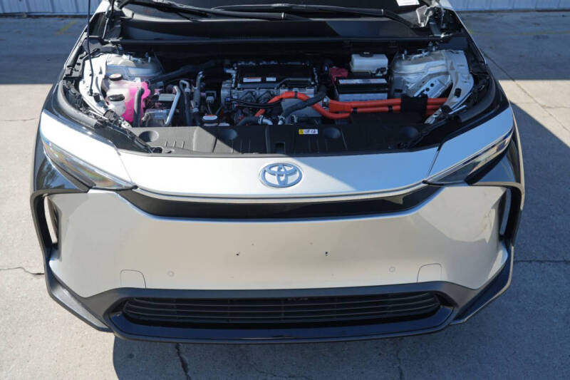 2024 Toyota bZ4X XLE