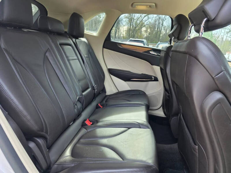 2016 Lincoln MKC Select