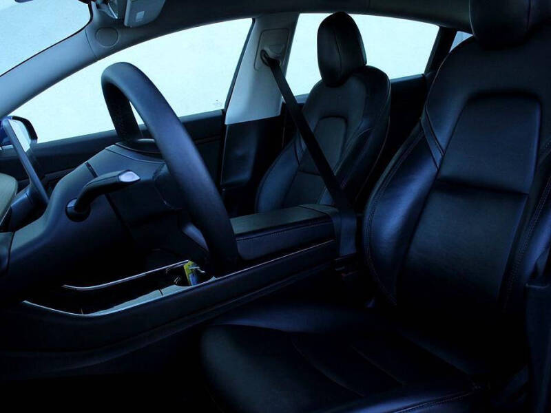 2020 Tesla Model 3 Standard Range Plus