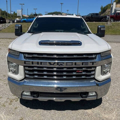 Used 2020 Chevrolet Silverado 2500HD LTZ with VIN 1GC4YPEY2LF125620 for sale in Hazard, KY