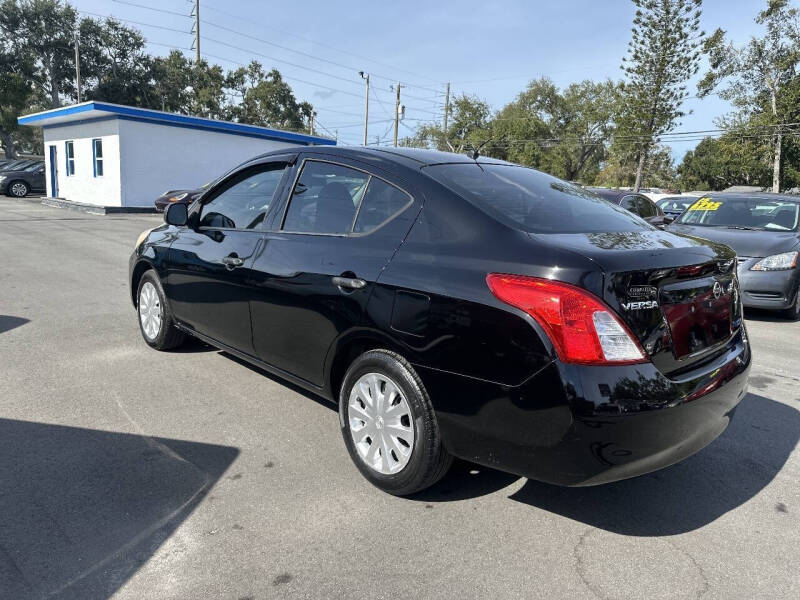 2014 Nissan Versa 1.6 S