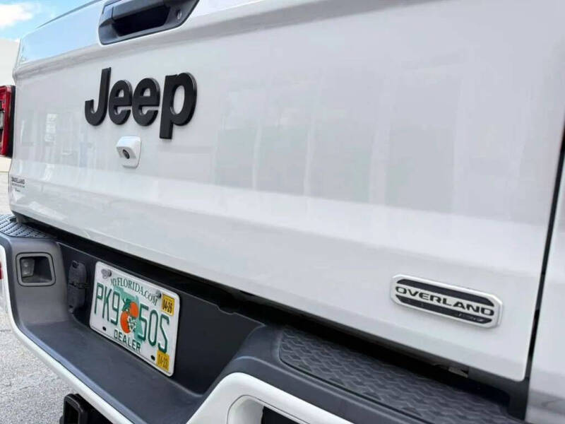 2021 Jeep Gladiator Overland