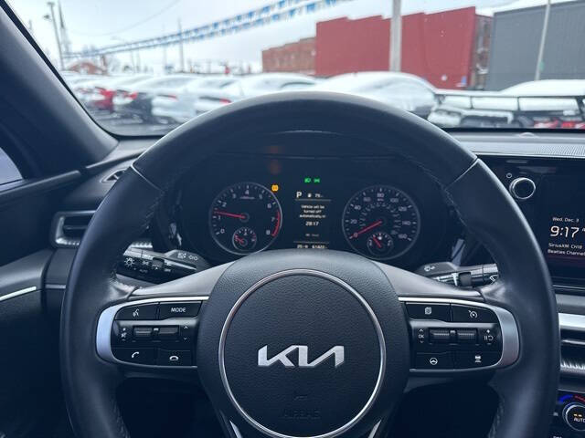 2022 Kia K5