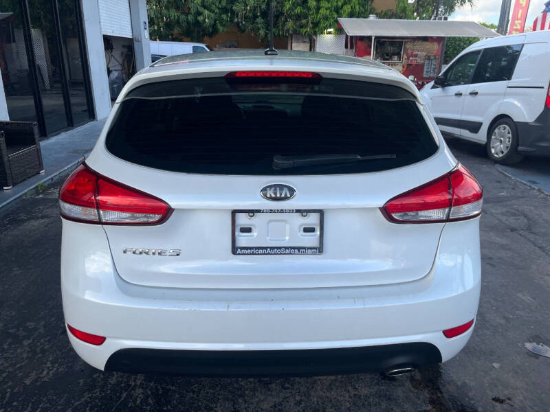 2016 Kia Forte5 LX