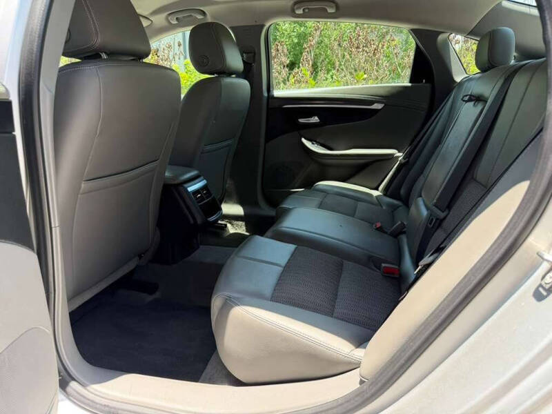 2017 Chevrolet Impala LT