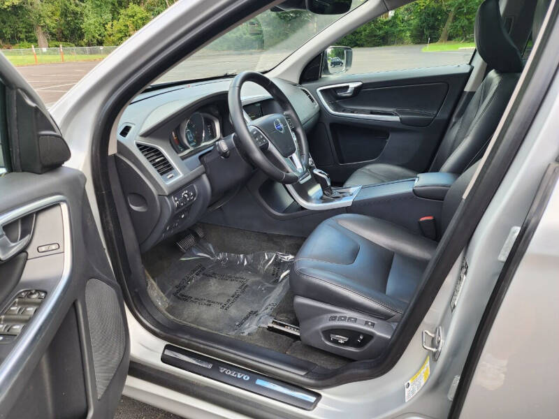 2016 Volvo XC60 T5 Premier