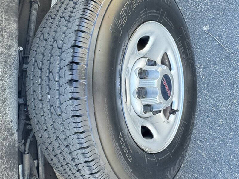 2023 GMC Savana 2500