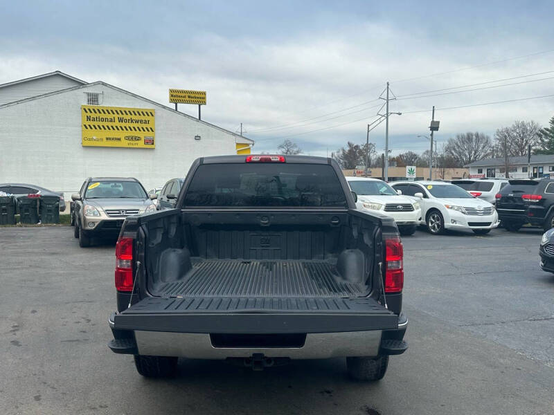 2015 GMC Sierra 1500 SLE photo 7