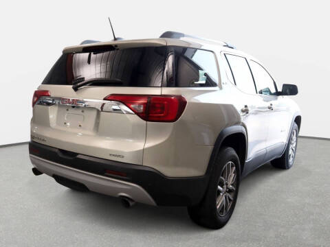 2017 GMC Acadia SLE-2