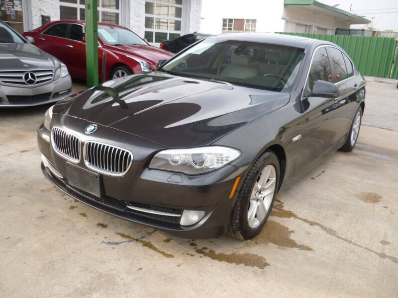 2012 BMW 5 Series 528i