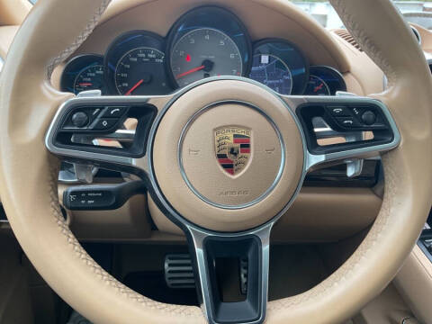 2016 Porsche Cayenne S