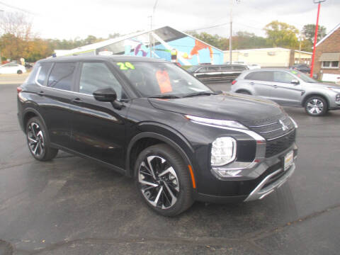 2024 Mitsubishi Outlander SE