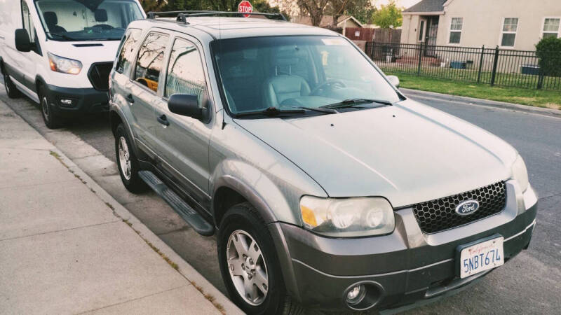 2005 Ford Escape XLT