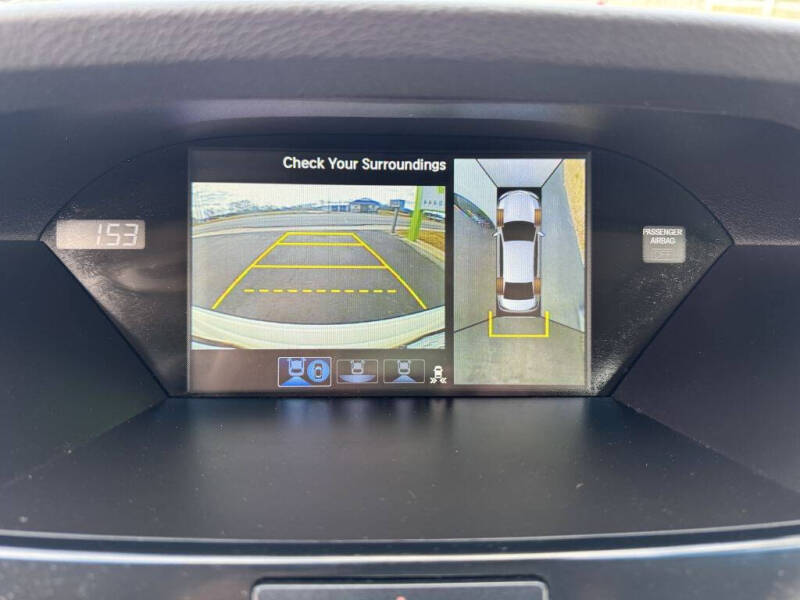 2016 Acura RLX w/Advance