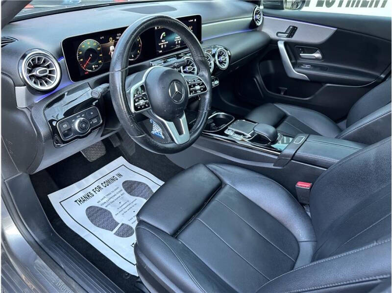 2019 Mercedes-Benz A-Class A220 photo 17